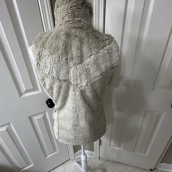 Patagonia Ladies Size Medium Best - Picture 4 of 9